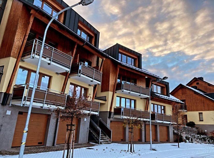 Apartman Na Vysine Lejlighed Vrchlabí Eksteriør billede